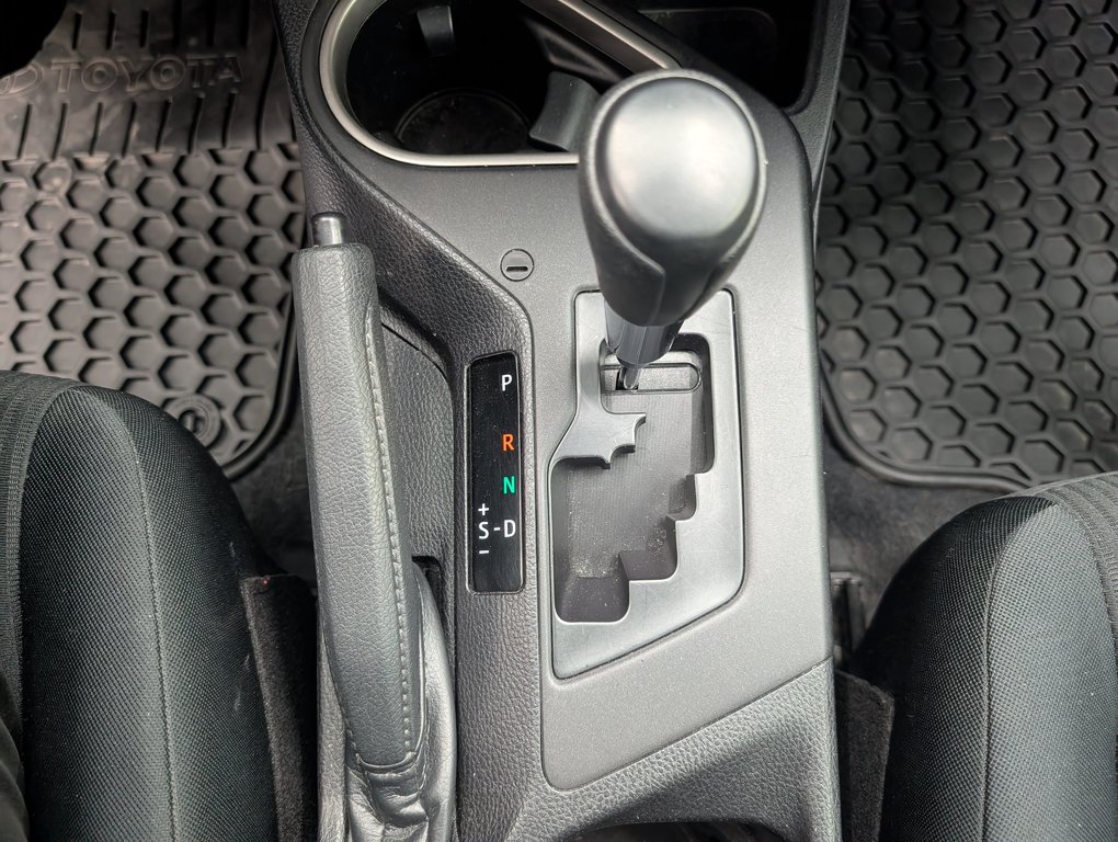2016 Toyota RAV4 LE AWD in Magog, Quebec - 16 - w1024h768px
