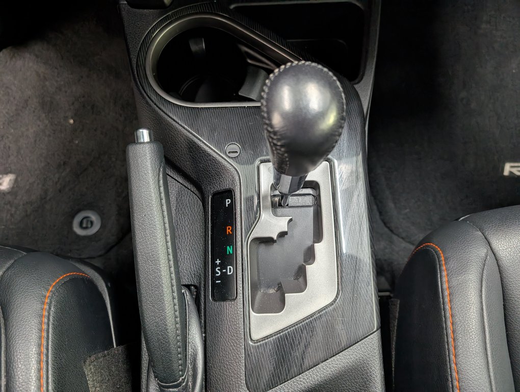 2016 Toyota RAV4 SE AWD in Magog, Quebec - 16 - w1024h768px