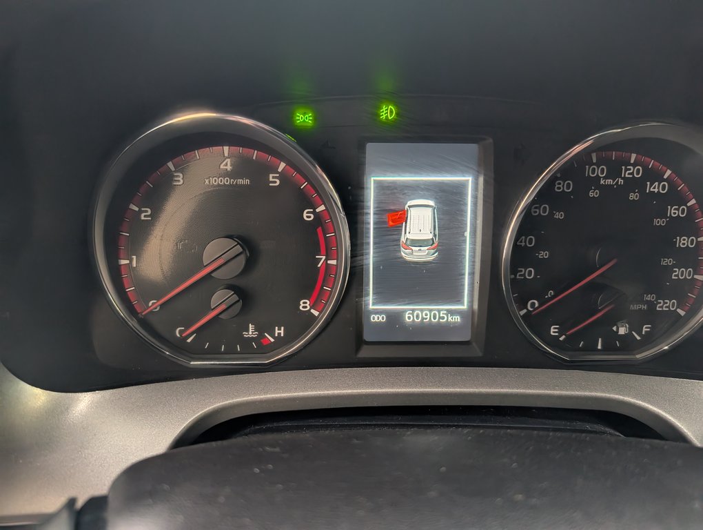 2016 Toyota RAV4 SE AWD in Magog, Quebec - 23 - w1024h768px