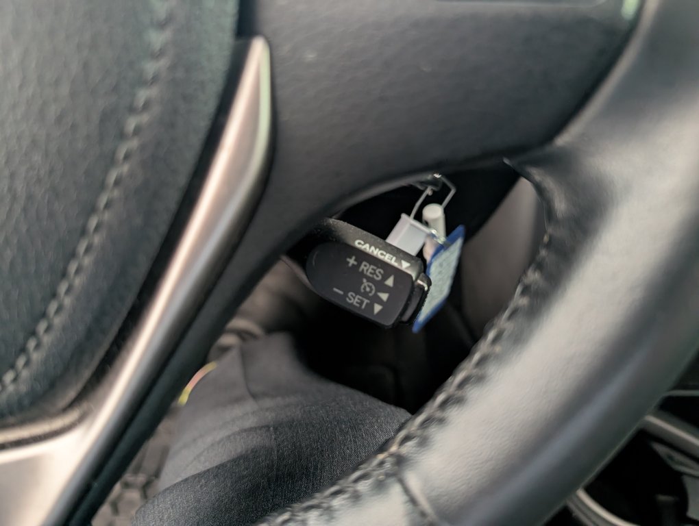 Toyota RAV4 XLE AWD 2016 à Magog, Québec - 22 - w1024h768px