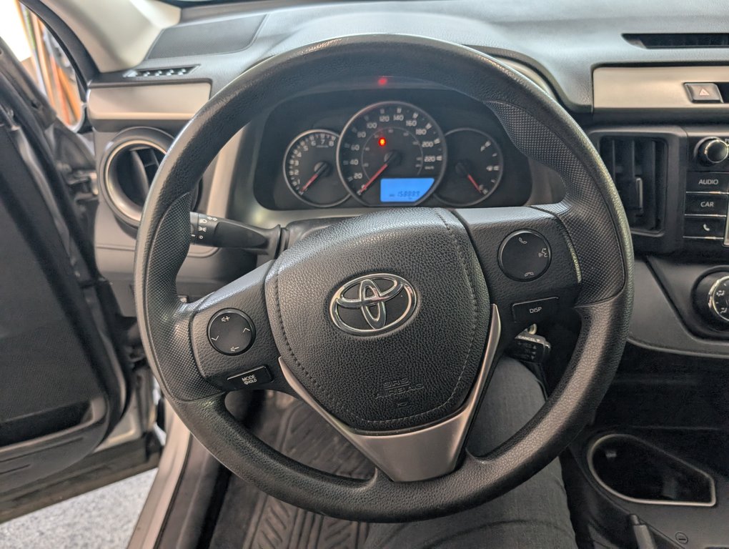Toyota RAV4 LE AWD 2016 à Magog, Québec - 14 - w1024h768px