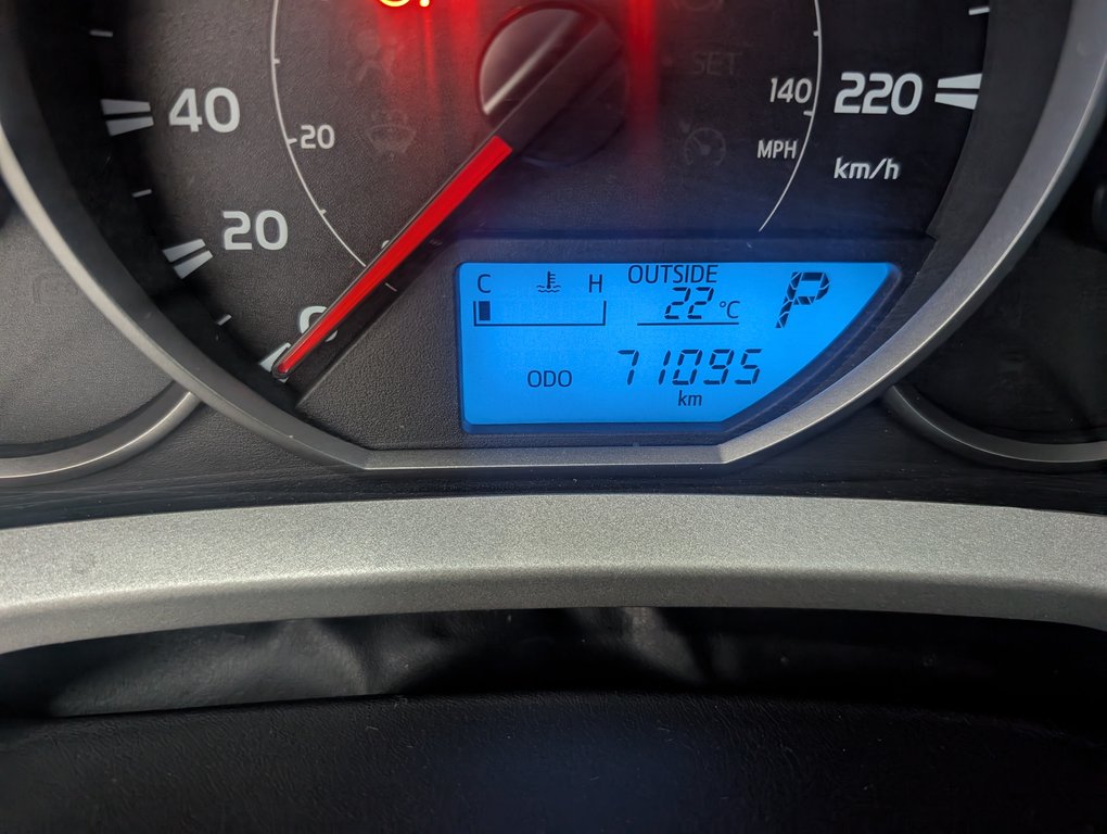 Toyota RAV4 LE 2016 à Magog, Québec - 22 - w1024h768px
