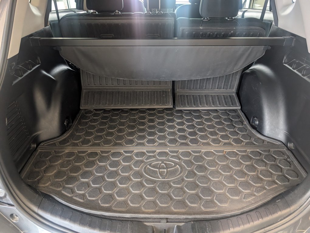 Toyota RAV4 LE 2016 à Magog, Québec - 6 - w1024h768px