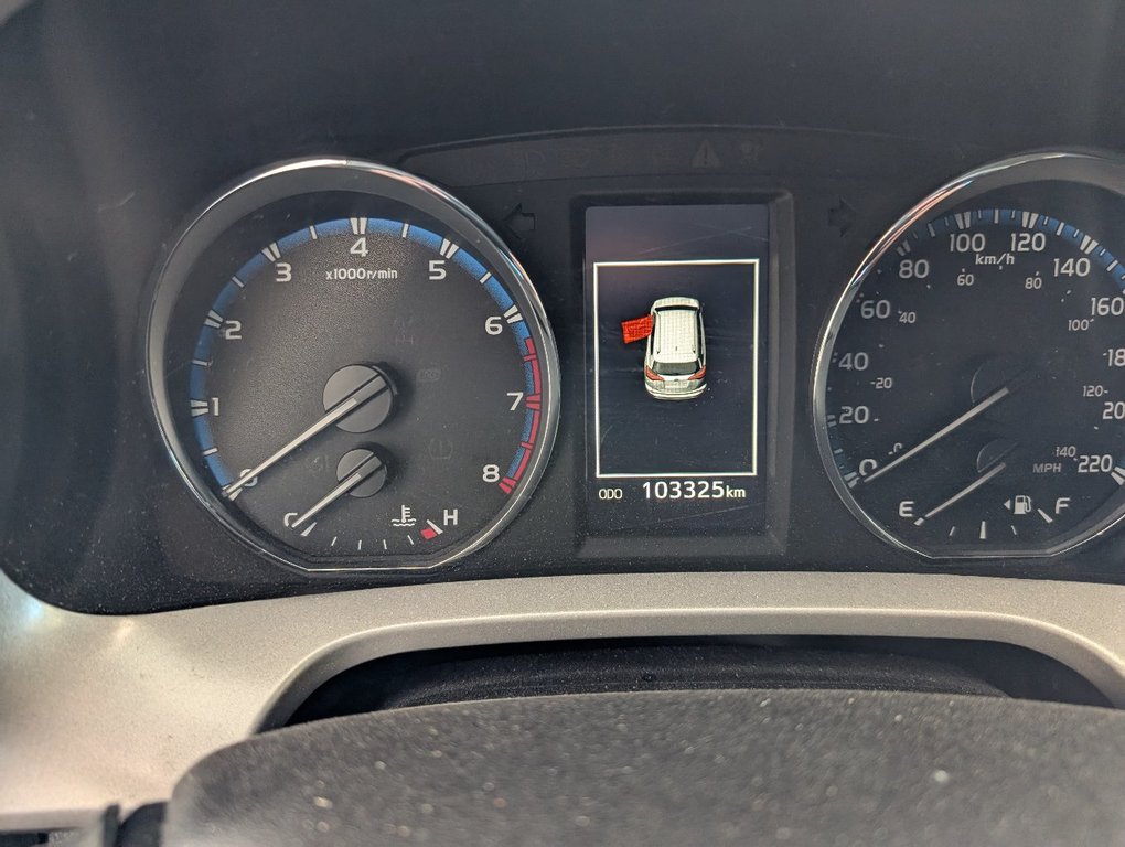 Toyota RAV4 LE AWD, 2018 à Magog, Québec - 23 - w1024h768px
