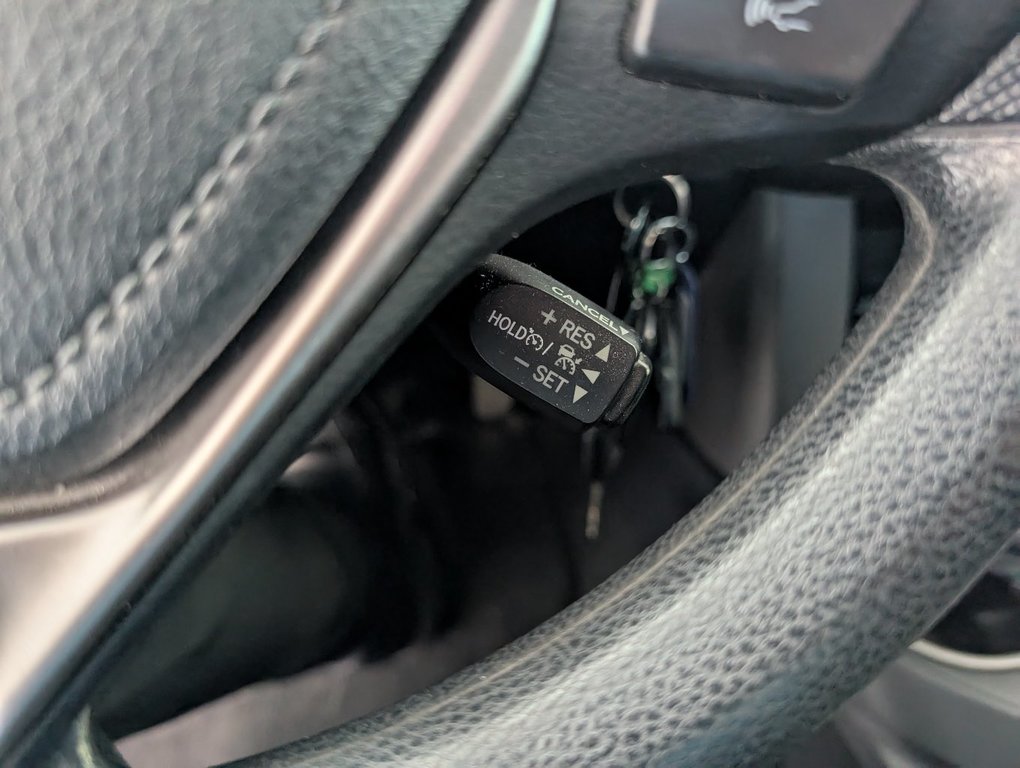 Toyota RAV4 LE AWD, 2018 à Magog, Québec - 21 - w1024h768px