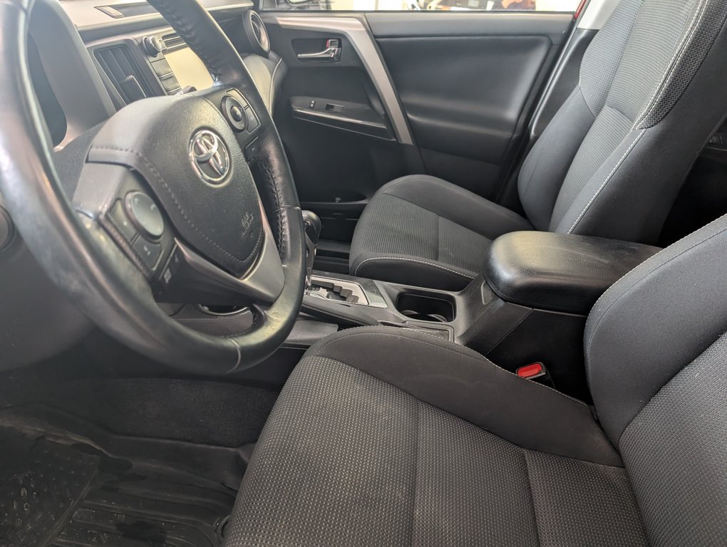 2018 Toyota RAV4 TRAIL AWD, in Magog, Quebec - 11 - w1024h768px