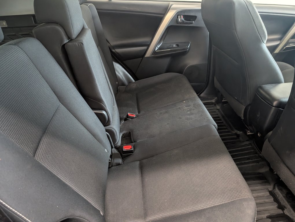 2018 Toyota RAV4 TRAIL AWD, in Magog, Quebec - 7 - w1024h768px