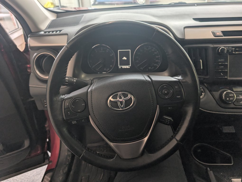 2018 Toyota RAV4 TRAIL AWD, in Magog, Quebec - 15 - w1024h768px