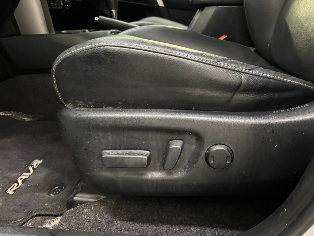 Toyota RAV4 Hybrid Limited 2018 à Magog, Québec - 15 - w1024h768px