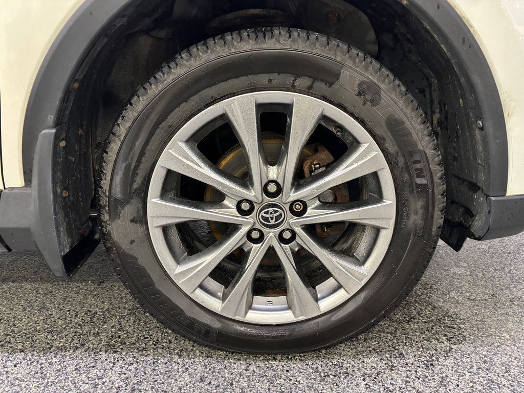 Toyota RAV4 Hybrid Limited 2018 à Magog, Québec - 23 - w1024h768px