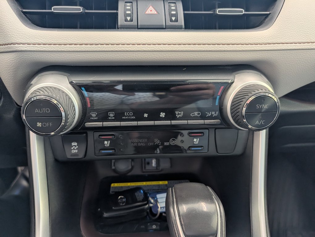 Toyota RAV4 Limited AWD, GARANTIE JUSQU EN 2027, 2019 à Magog, Québec - 19 - w1024h768px