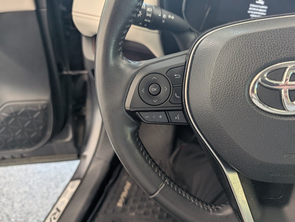 Toyota RAV4 Limited AWD, GARANTIE JUSQU EN 2027, 2019 à Magog, Québec - 20 - w1024h768px