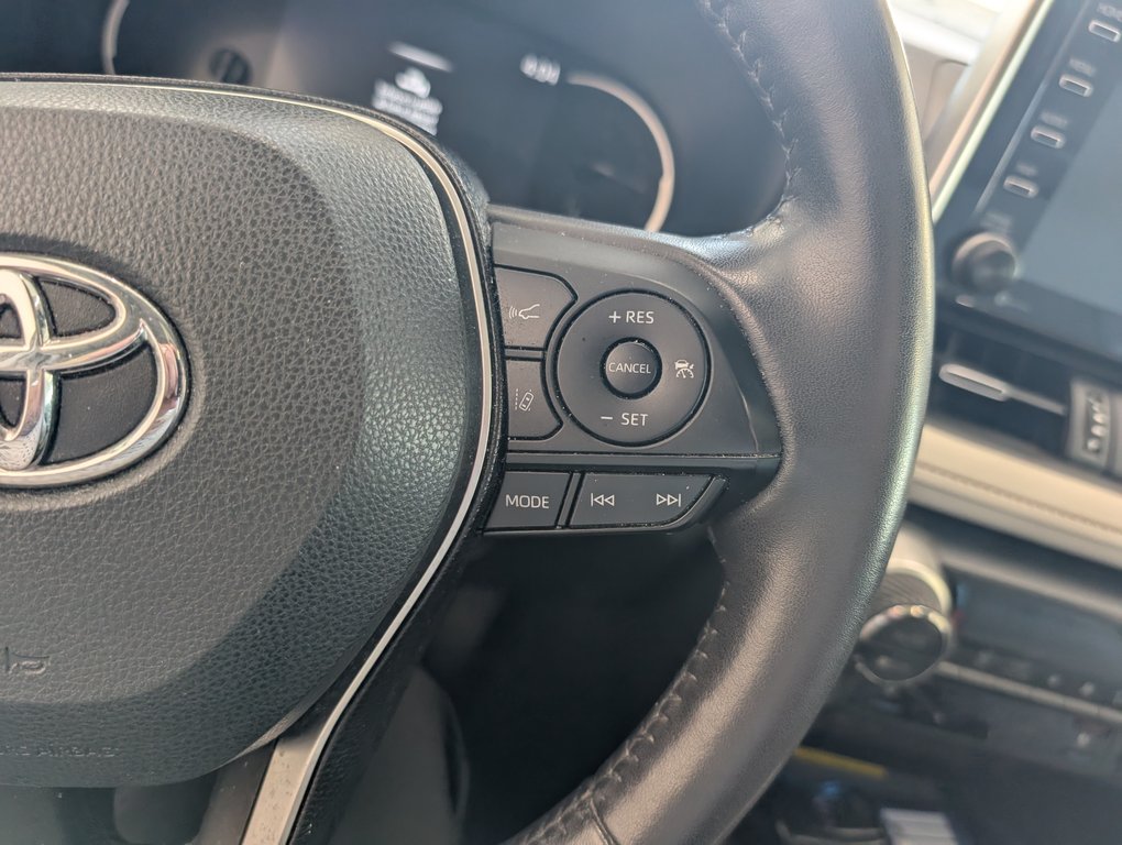Toyota RAV4 Limited AWD, GARANTIE JUSQU EN 2027, 2019 à Magog, Québec - 21 - w1024h768px