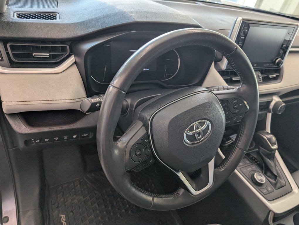 Toyota RAV4 Limited AWD, GARANTIE JUSQU EN 2027, 2019 à Magog, Québec - 13 - w1024h768px