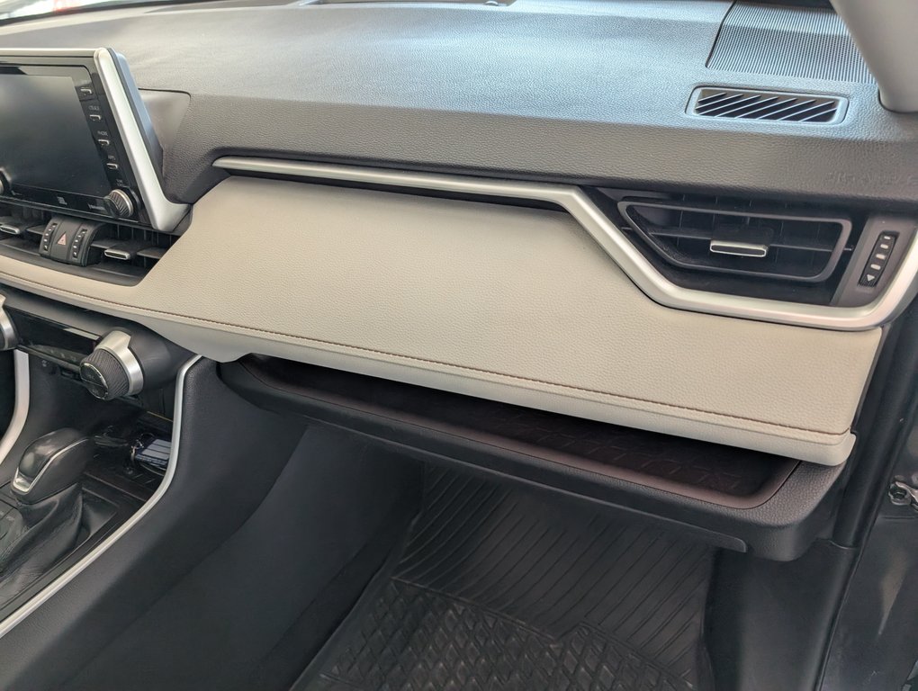 Toyota RAV4 Limited AWD, GARANTIE JUSQU EN 2027, 2019 à Magog, Québec - 10 - w1024h768px