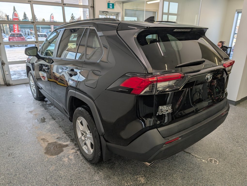2019 Toyota RAV4 XLE AWD, in Magog, Quebec - 4 - w1024h768px