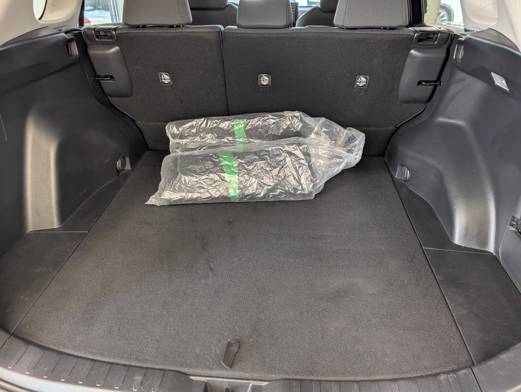 2019 Toyota RAV4 XLE AWD, in Magog, Quebec - 6 - w1024h768px