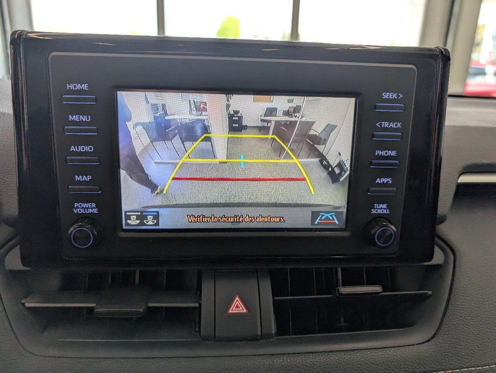 2020 Toyota RAV4 XLE AWD, TOIT, MAGS, in Magog, Quebec - 19 - w1024h768px
