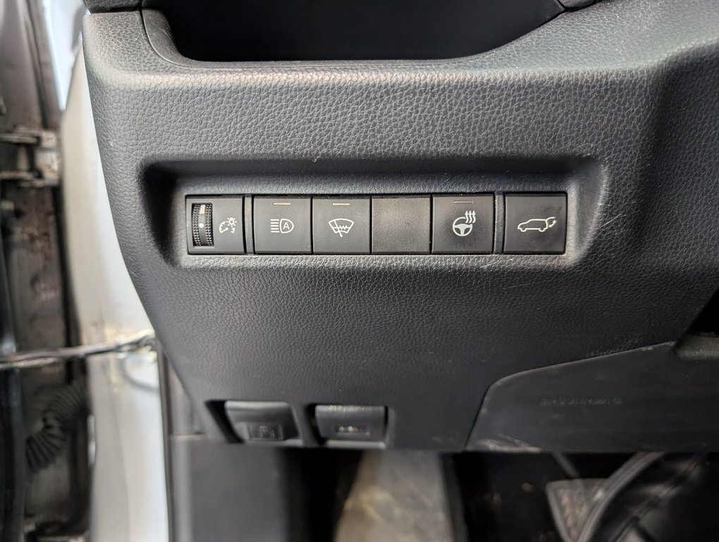 2020 Toyota RAV4 XLE AWD, TOIT, MAGS, in Magog, Quebec - 23 - w1024h768px