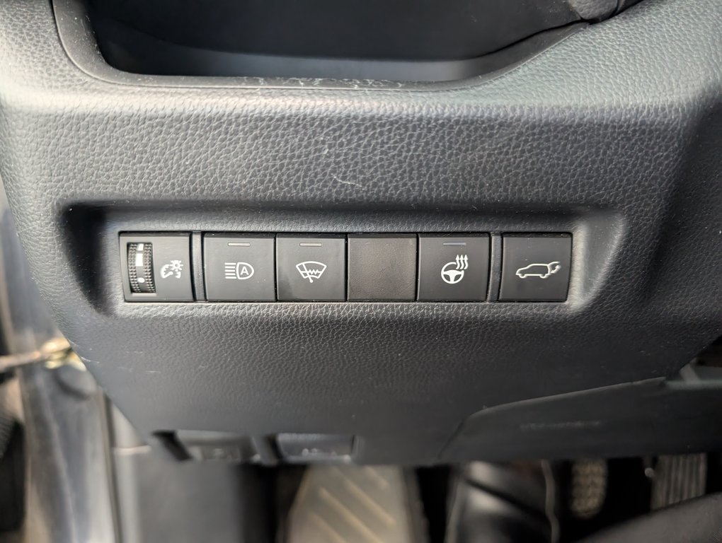2020 Toyota RAV4 XLE AWD in Magog, Quebec - 23 - w1024h768px