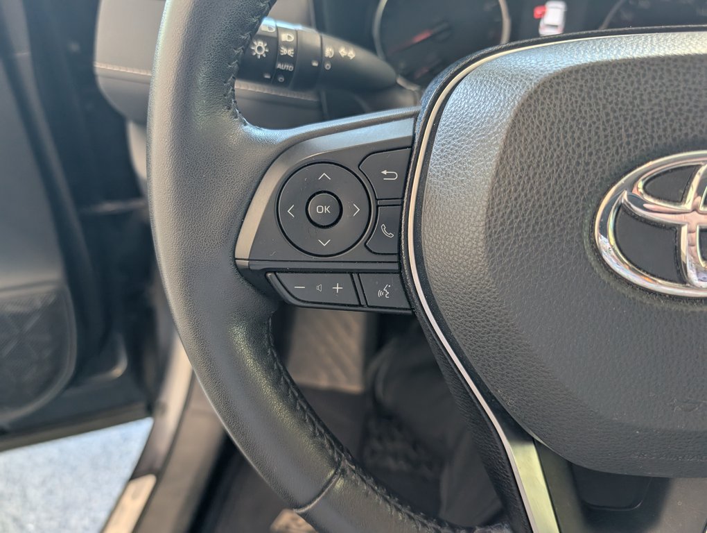 2020 Toyota RAV4 XLE AWD in Magog, Quebec - 19 - w1024h768px