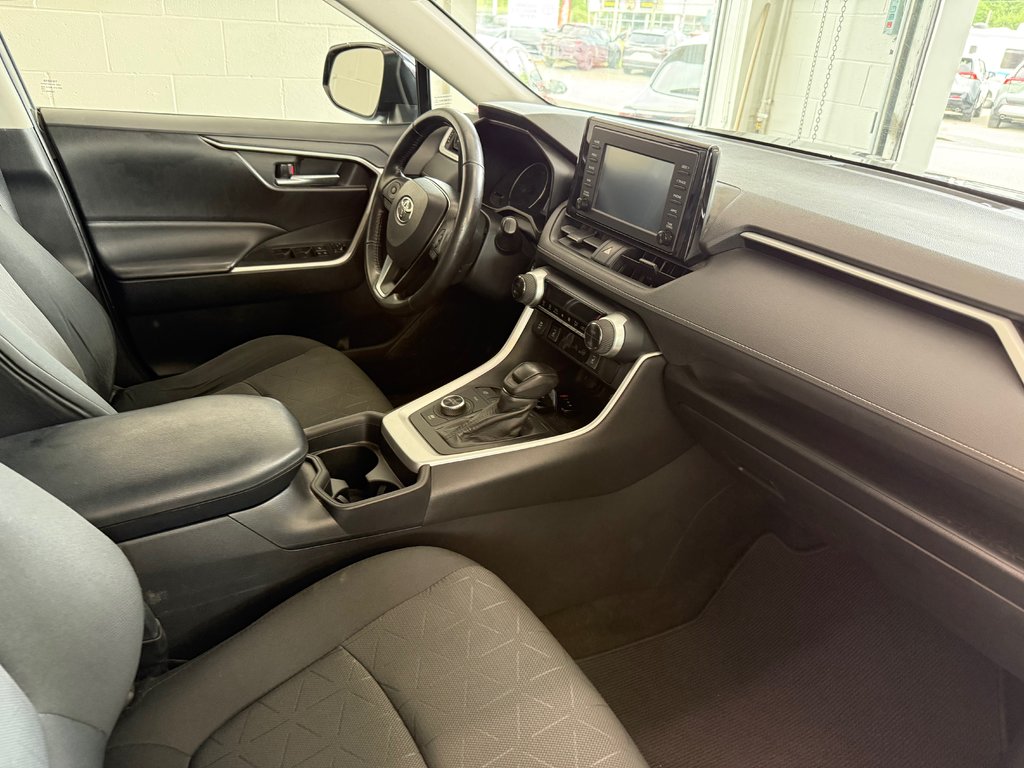 2020 Toyota RAV4 Hybrid XLE in Magog, Quebec - 7 - w1024h768px
