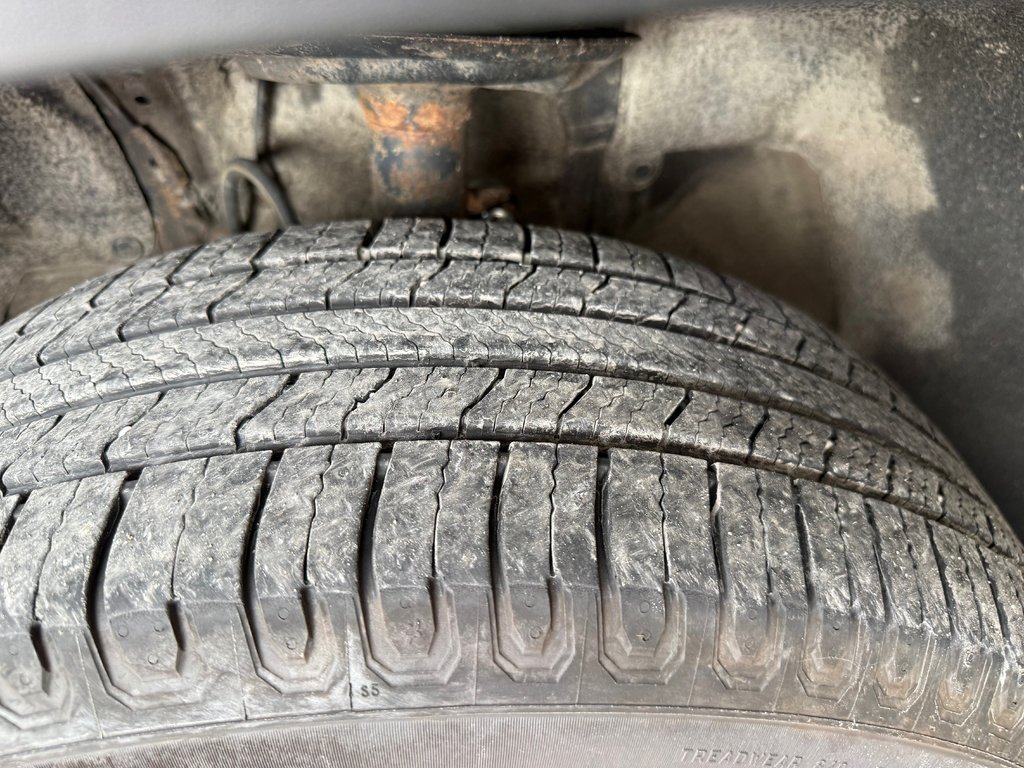 2020 Toyota RAV4 Hybrid XLE in Magog, Quebec - 22 - w1024h768px