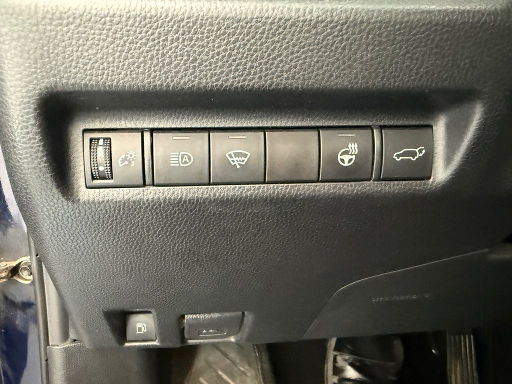 2020 Toyota RAV4 Hybrid XLE in Magog, Quebec - 19 - w1024h768px