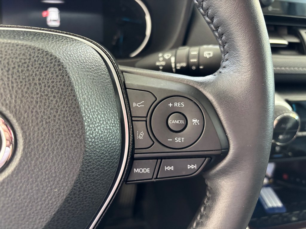 2020 Toyota RAV4 Hybrid LIMITED AWD, in Magog, Quebec - 21 - w1024h768px