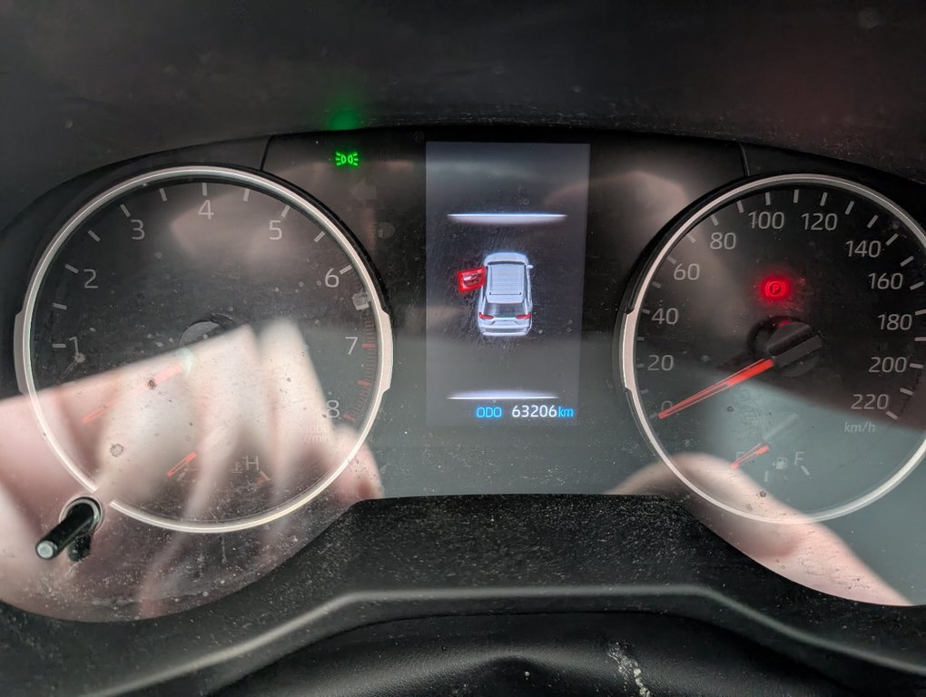 Toyota RAV4 LE AWD 2021 à Magog, Québec - 21 - w1024h768px