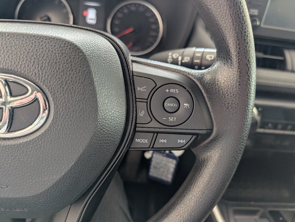 Toyota RAV4 LE, A/C, 2021 à Magog, Québec - 20 - w1024h768px