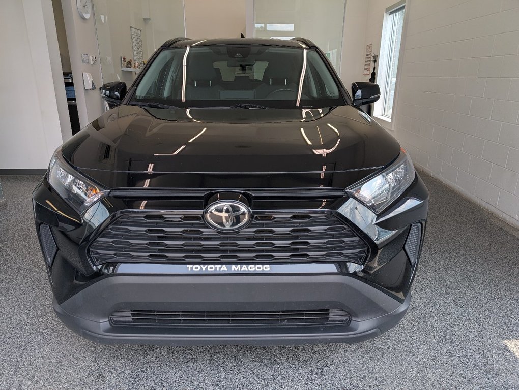 Toyota RAV4 LE, A/C, 2021 à Magog, Québec - 6 - w1024h768px