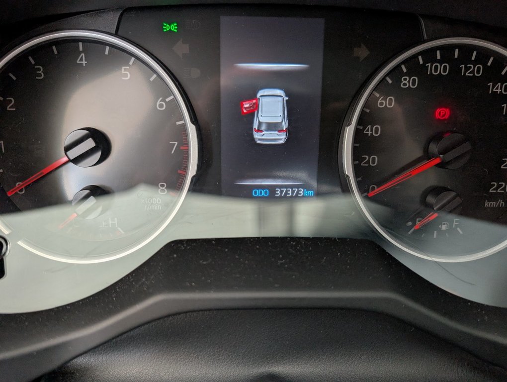 Toyota RAV4 LE, A/C, 2021 à Magog, Québec - 21 - w1024h768px