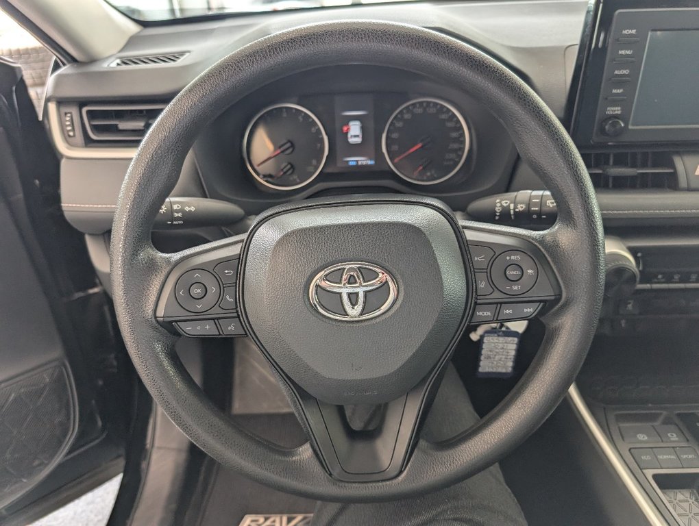 Toyota RAV4 LE, A/C, 2021 à Magog, Québec - 15 - w1024h768px