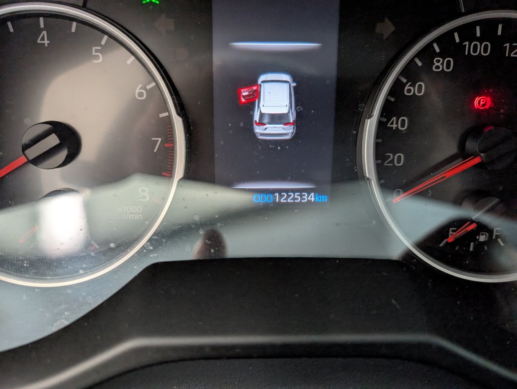 2021 Toyota RAV4 LE AWD in Magog, Quebec - 19 - w1024h768px