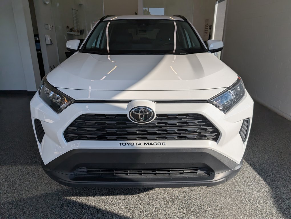 2021 Toyota RAV4 LE AWD in Magog, Quebec - 5 - w1024h768px