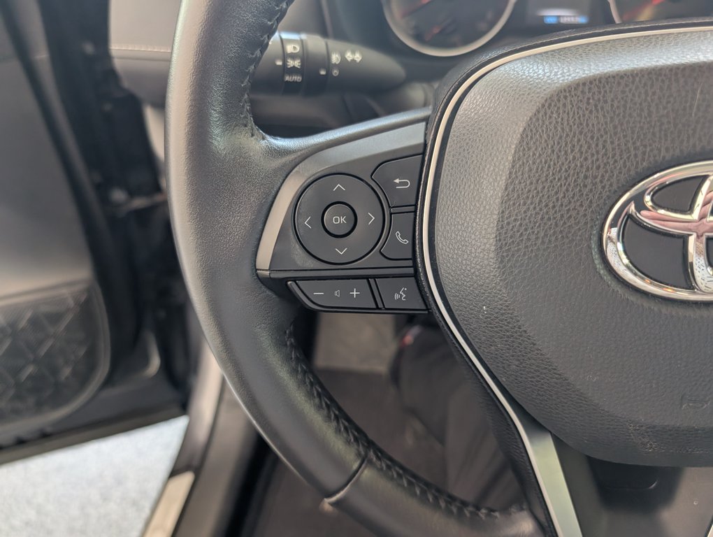 2021 Toyota RAV4 XLE Premium, AWD, in Magog, Quebec - 19 - w1024h768px