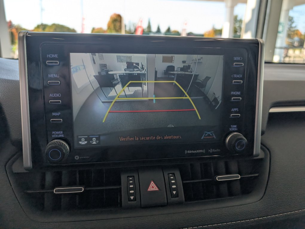 2021 Toyota RAV4 XLE Premium, AWD, in Magog, Quebec - 21 - w1024h768px