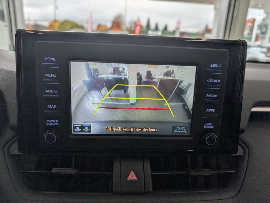Toyota RAV4 LE, A/C, 2021 à Magog, Québec - 21 - w1024h768px