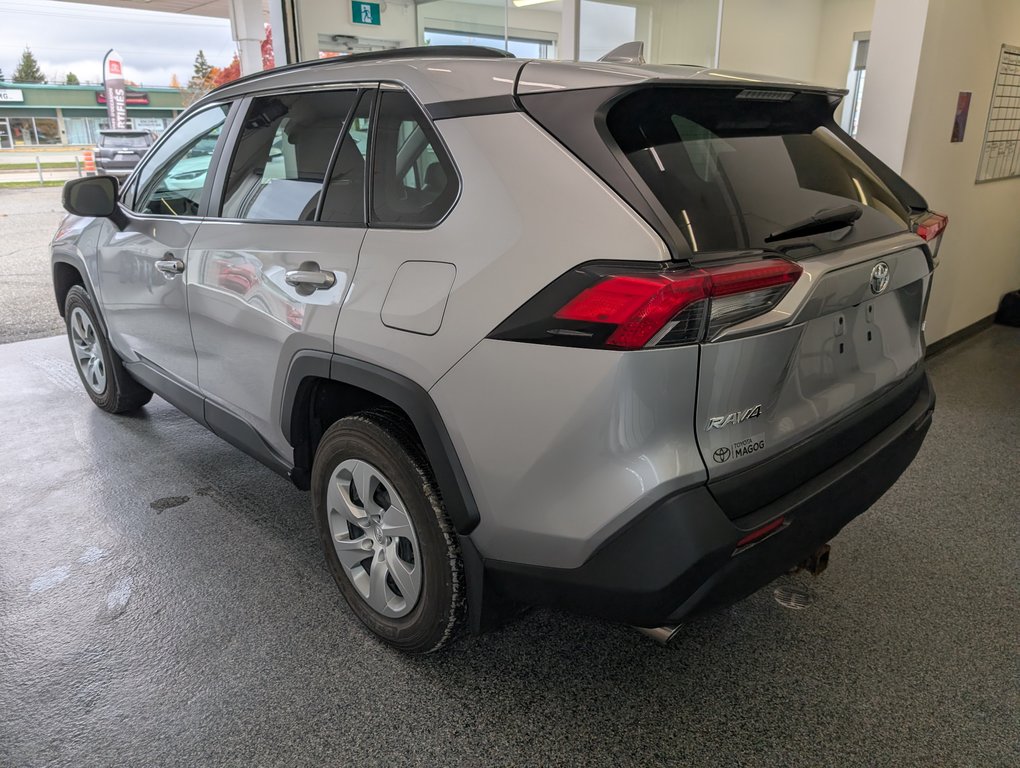 Toyota RAV4 LE, A/C, 2021 à Magog, Québec - 5 - w1024h768px