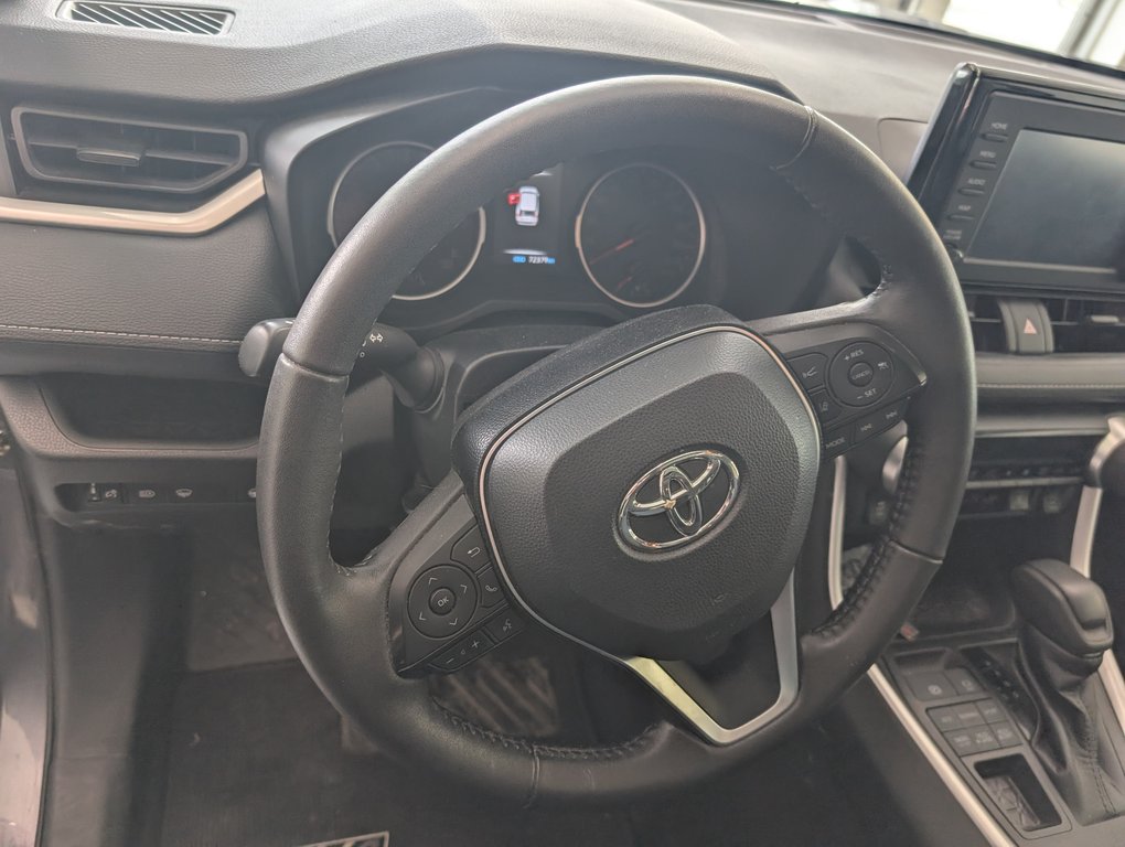 Toyota RAV4 XLE AWD, GARANTIE JUSQU EN 2026, 2021 à Magog, Québec - 12 - w1024h768px