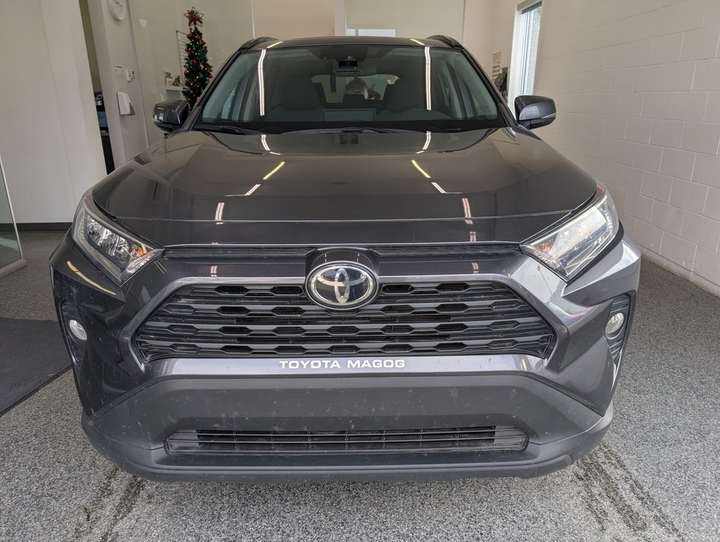Toyota RAV4 XLE AWD, GARANTIE JUSQU EN 2026, 2021 à Magog, Québec - 5 - w1024h768px
