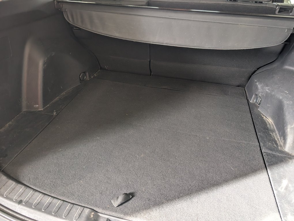 Toyota RAV4 XLE AWD, GARANTIE JUSQU EN 2026, 2021 à Magog, Québec - 6 - w1024h768px