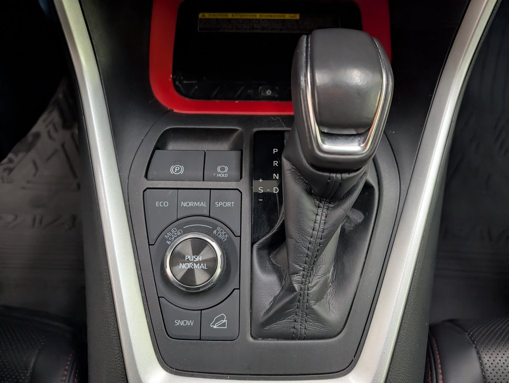 2021 Toyota RAV4 Trail AWD TRD OFF ROAD, in Magog, Quebec - 16 - w1024h768px