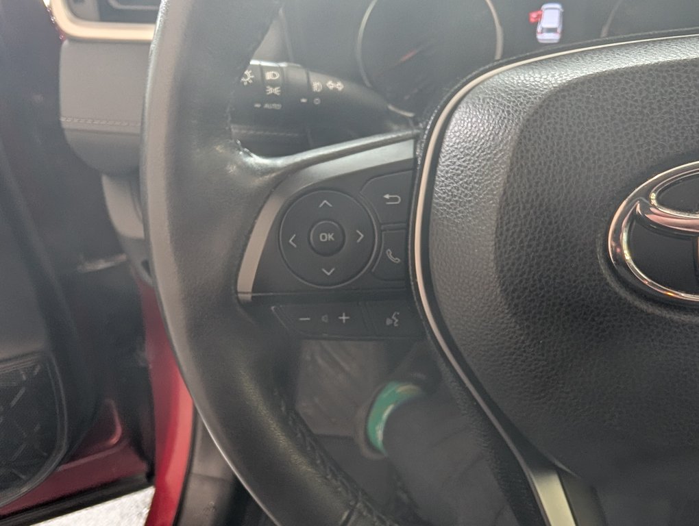 2021 Toyota RAV4 XLE AWD in Magog, Quebec - 18 - w1024h768px