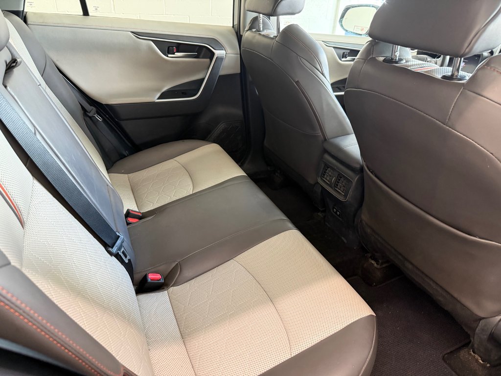 2021 Toyota RAV4 Trail AWD, CUIR, TOIT, MAGS, in Magog, Quebec - 9 - w1024h768px
