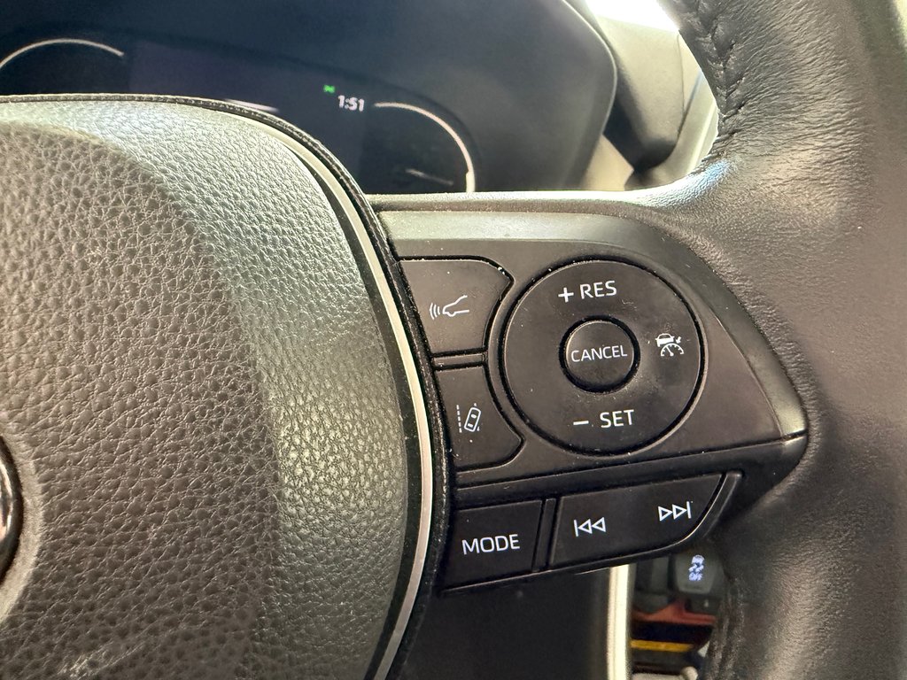 2021 Toyota RAV4 Trail AWD, CUIR, TOIT, MAGS, in Magog, Quebec - 17 - w1024h768px
