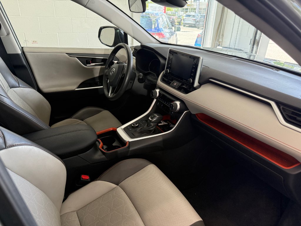 2021 Toyota RAV4 Trail AWD, CUIR, TOIT, MAGS, in Magog, Quebec - 8 - w1024h768px