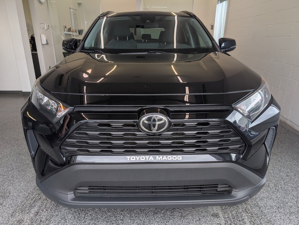 2021 Toyota RAV4 LE AWD, in Magog, Quebec - 5 - w1024h768px