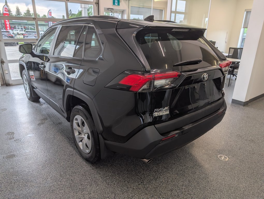2021 Toyota RAV4 LE AWD, in Magog, Quebec - 4 - w1024h768px